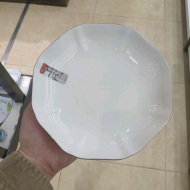 Bone china 7.5-inch clover plate