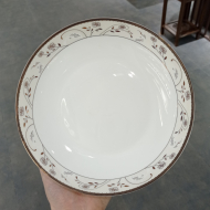 Bone china 9-inch fruit plate