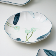 Hand drawn 7.5-inch clover tray